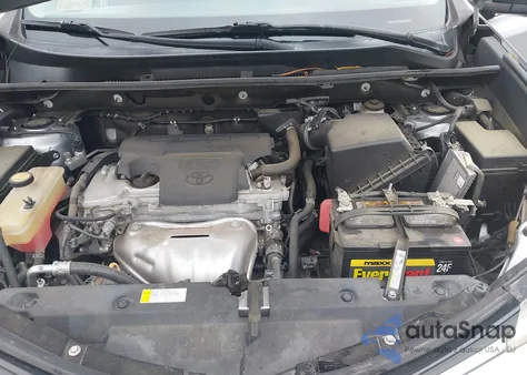 2018 Toyota Rav4 Adventure/Xle z USA, uszkodzony, nr VIN 2T3WFREV4JW486939